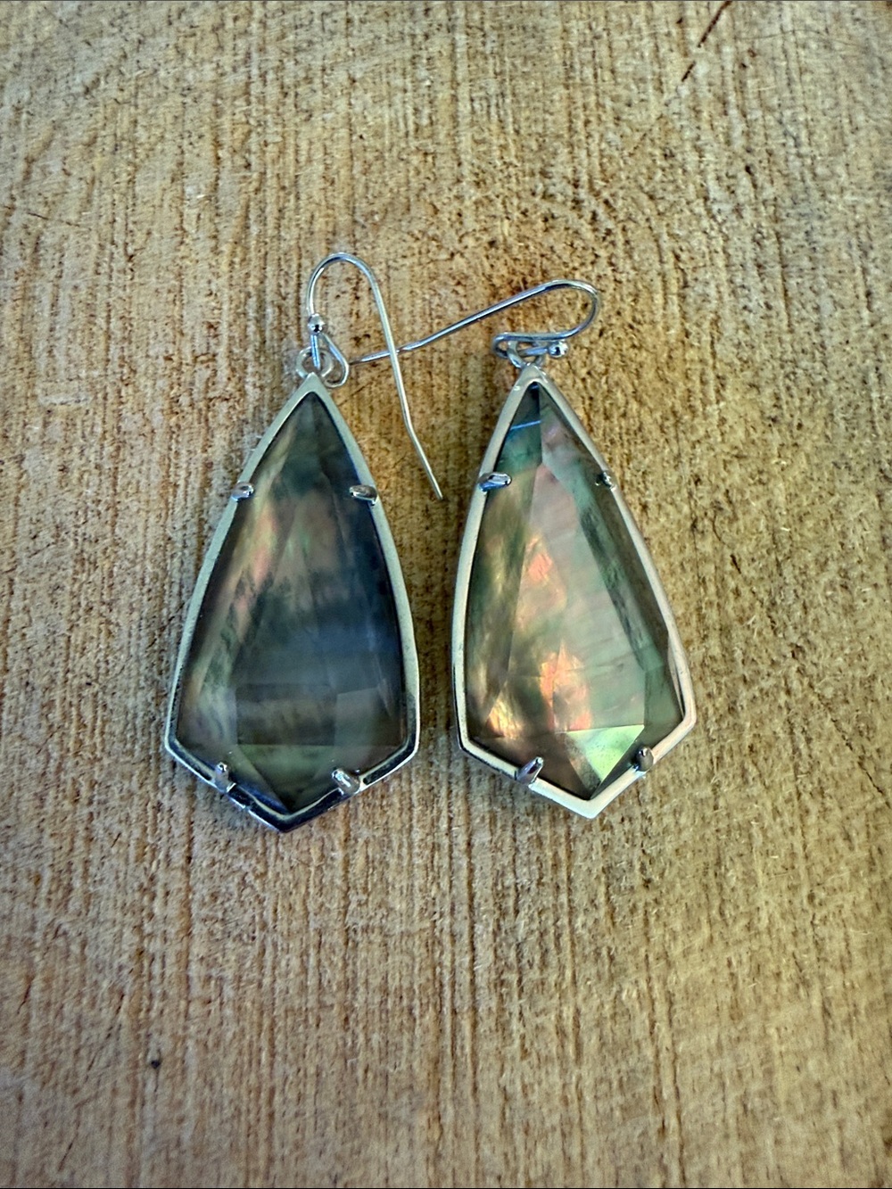 Kendra Scott Iridescent Abalone Teardrop Earrings - Green & Pink Flash - Picture 4 of 5